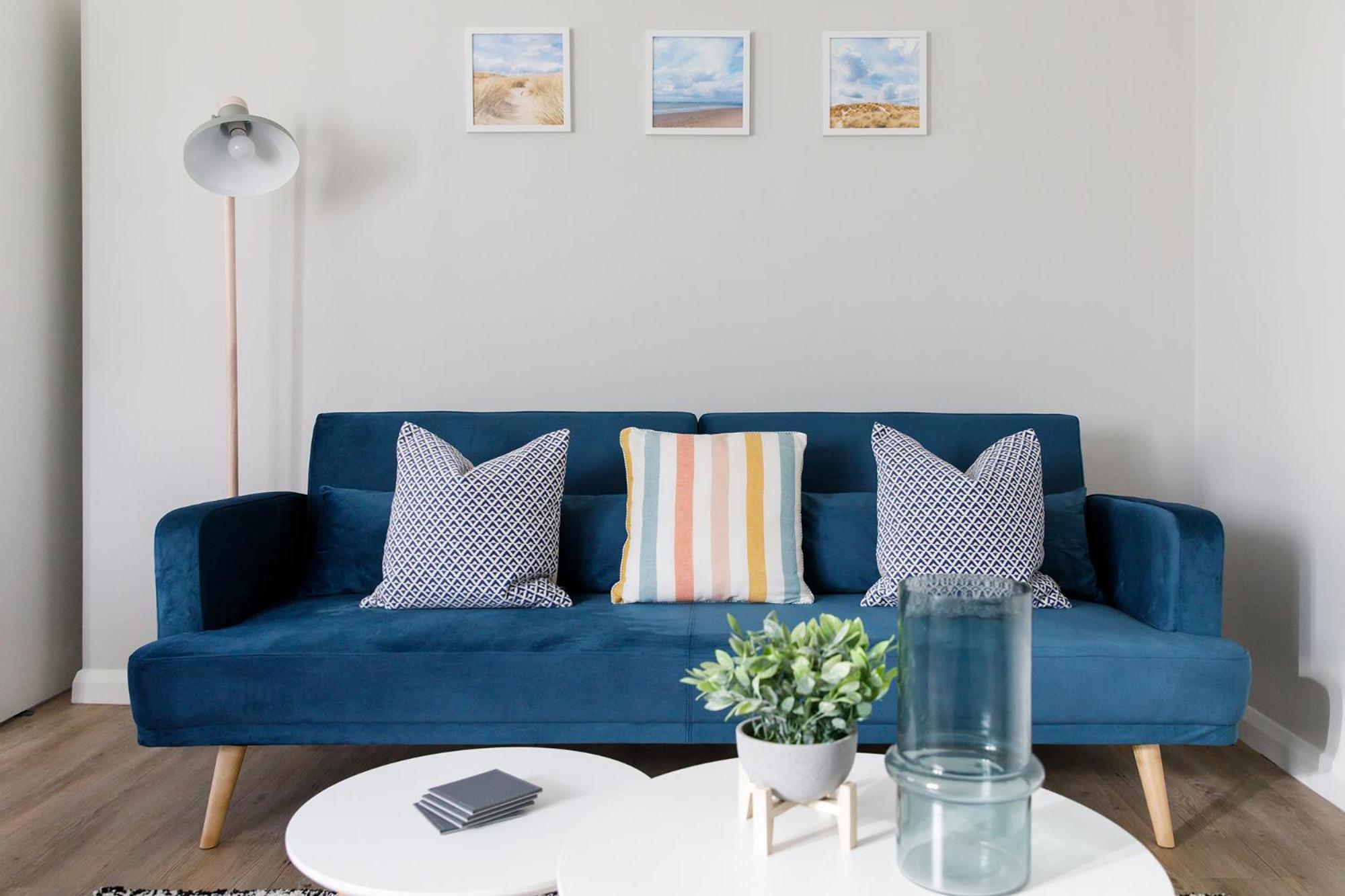 Little Blue By The Butler Collection Apartment Чичестър Екстериор снимка